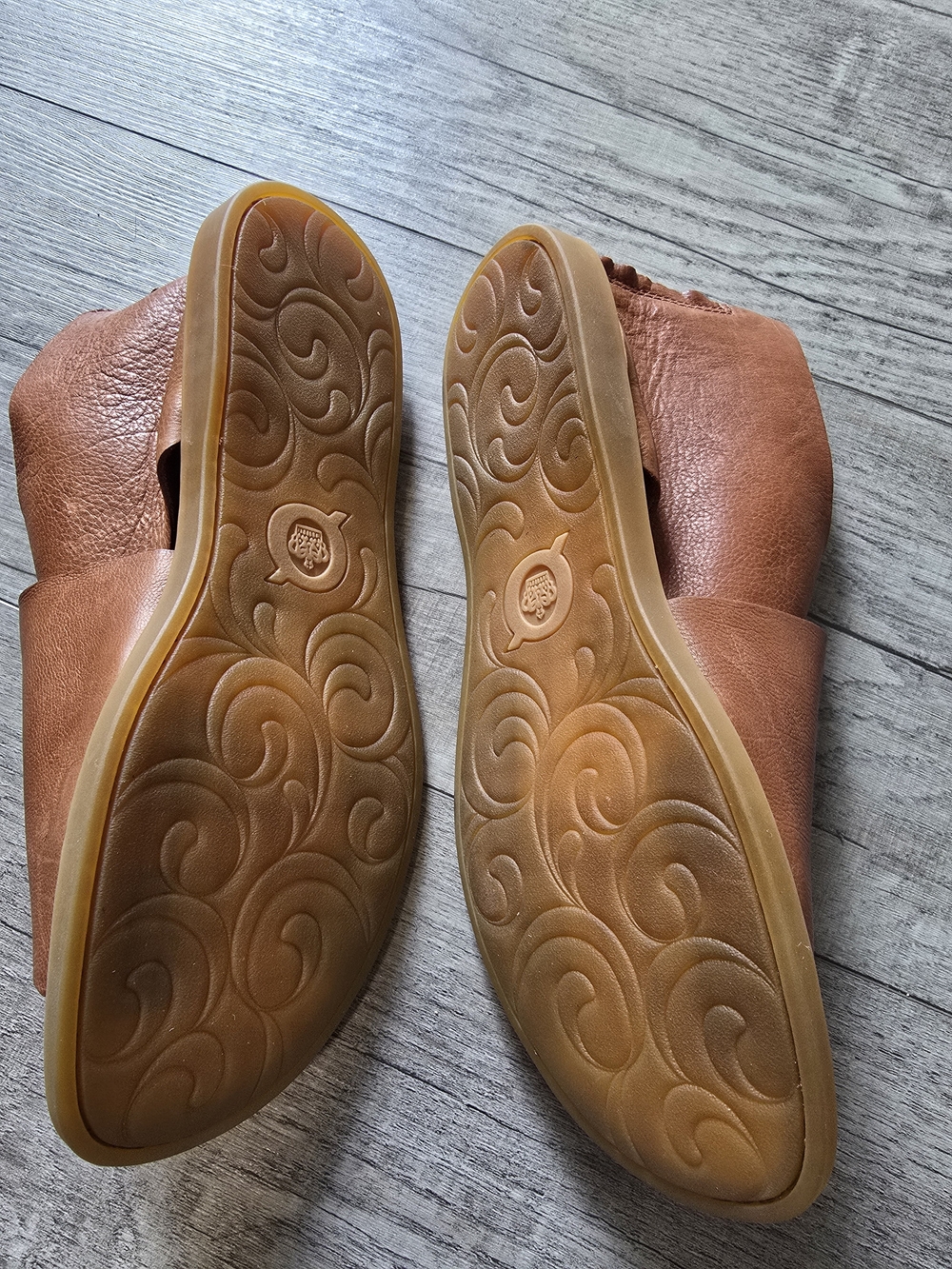 Born Iwa Sandle Size 9M - Picture 2 of 9